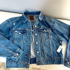 Gap Distressed Denim Dolman Icon Jacket With Washwell